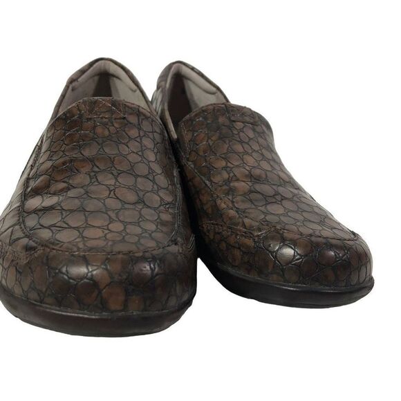 Naturalizer Women's Crocodile Print Slip on Loafers Size 9W - Picture 8 of 11